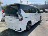 セレナ 2.0 ハイウェイスター V 