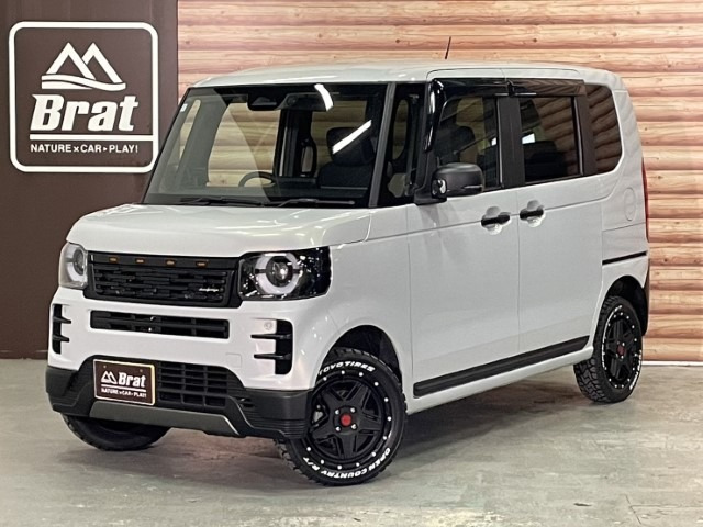 N-BOXカスタム  カスタム 660 4WD