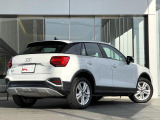 Q2 35 TFSI アドバンスド 
