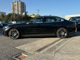 サービスにはドイツ本国と同様に教育と訓練を受け、BMWを知り尽くした「マイスターメカニック」が数多く在籍しております。納車前点検整備で、お客様に安心と安全をお届けいたします。
