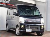 入庫時・販売時・納車前に、弊社基準の68項目に及ぶ点検整備を実施しております。