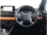 アウトランダー PHEV 2.4 P 4WD 