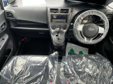 トレジア 1.5 i 4WD 