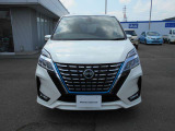 セレナ 1.2 e-POWER ハイウェイスター V 