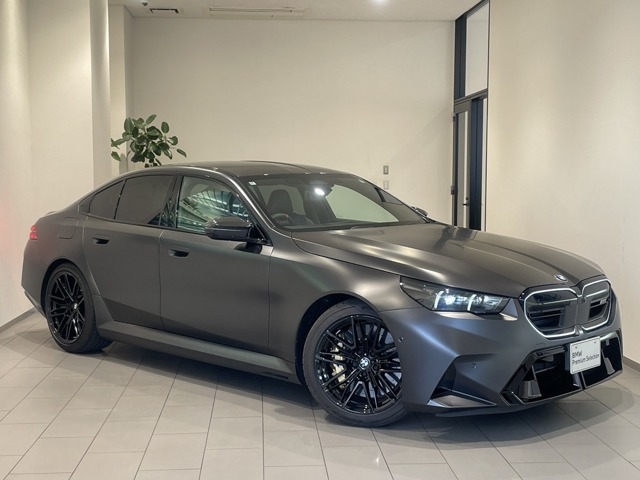 M5 4.4 4WD 