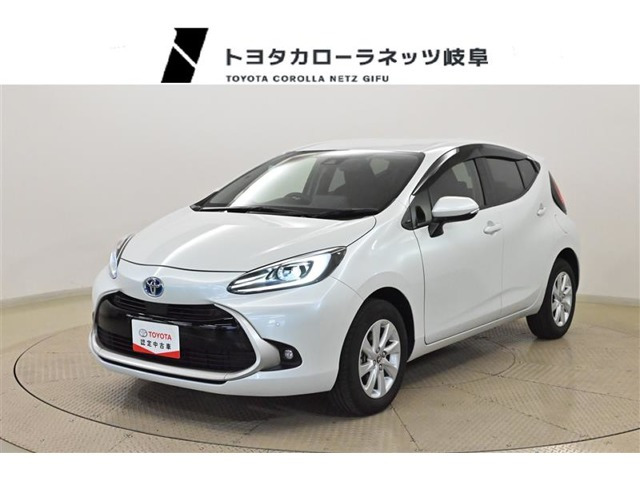 アクア  1.5 Z E-Four 4WD