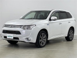 アウトランダーPHEV 2.4 G プレミアムパッケージ 4WD 4WD 本革シート