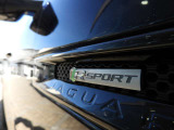 【R-SPORT】 専用インテリア・エクステリアのスポーツモデル。充実した装備とスポーティなスタイルが、ジャガーの走りを彷彿とさせます。
