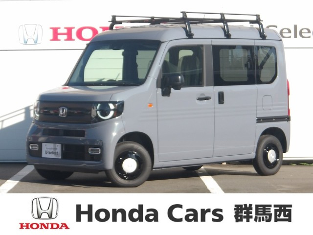 N-VAN +スタイル ファン 4WD 