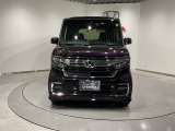 「自動車保険」と「あんしん特典」がひとつになったHondaのお店ならではの保険プランです。お客様のカーライフにより一層の安心をプラスします。
