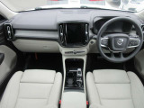 XC40 ウルトラ B4 AWD 4WD 