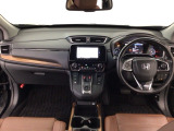 【前方視界】開放的な前方視界!運転がしやすく疲れにくいです♪窓が大きく、見通しがとっても良いおクルマですよ♪