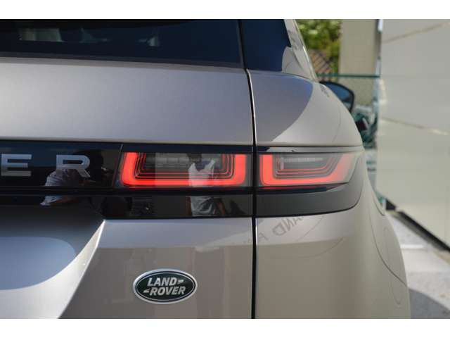 ランドローバー レンジローバーイヴォーク Rダイナミック S 2.0L