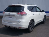 エクストレイル 2.0 モード・プレミア エマージェンシーブレーキパッケージ 4WD 3列車 