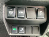 運転支援システムも多数装備されております。追突被害を軽減するエマージェンシーブレーキも付いております。