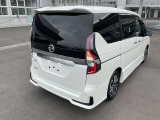 セレナ 2.0 ハイウェイスター V 