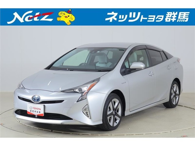 プリウス 1.8 S ツーリングセレクション E-Four 4WD 