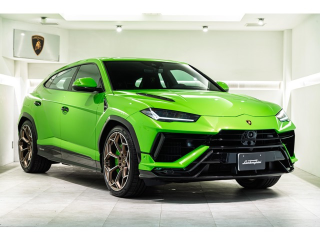 ウルス ペルフォルマンテ 4WD 