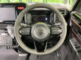 【純正革巻きステアリング】上質な革を使用することで、手にしっかり馴染みとても運転しやすいハンドルです♪