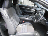 【“F SPORT”専用本革スポーツシート】(特別仕様車専用シルバーステッチ)