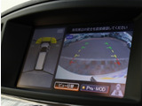 お車選びをお楽しみ頂けるよう、在庫車の展示スペースを十分に確保しております。