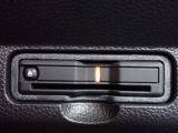■【ETC車載器】が装備されています。セットアップをしてお渡しとなり、ETCカードを差し込むだけで高速道路の利用が可能です。