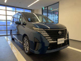 セレナ 1.4 e-4ORCE ハイウェイスターV 4WD 