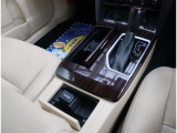 弊社でお車をご購入頂いたお客様は、一部車種を除いて【オイル交換永久無料】となっております。※詳細はスタッフまでお問合せ下さい。