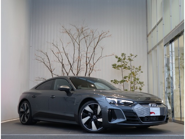 e-tron GT クワトロ 4WD 