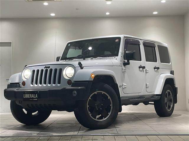 ラングラー アンリミテッド アルティテュード 4WD 本革シート