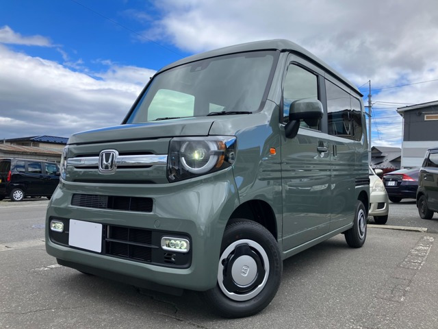 N-VAN ファン ターボ 4WD 