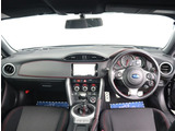 当店では中古車でも残価設定型ローンで乗れます。また当店ではご購入のお車(ガソリン国産車)全て次回お乗り換えまでオイル交換無料となります。