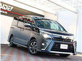 【車屋】として、長く車業界に従事した経験豊富なスタッフが在籍しております。
