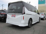 セレナ  2.0 AUTECH 4WD