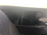 リアにもジュースホルダーが装備されています。