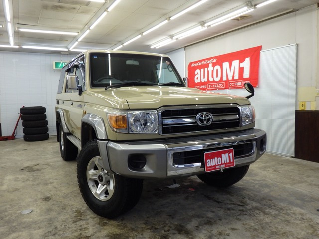 ランドクルーザー70 4.0 4WD 