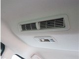弊社でお車をご購入頂いたお客様は、一部車種を除いて【オイル交換永久無料】となっております。※詳細はスタッフまでお問合せ下さい。