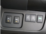 『1台』のお車に対して、こだわって仕入れを行っております。オプション装備装着車となります!