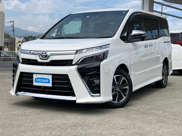ヴォクシー 2.0 ZS 煌II 4WD 