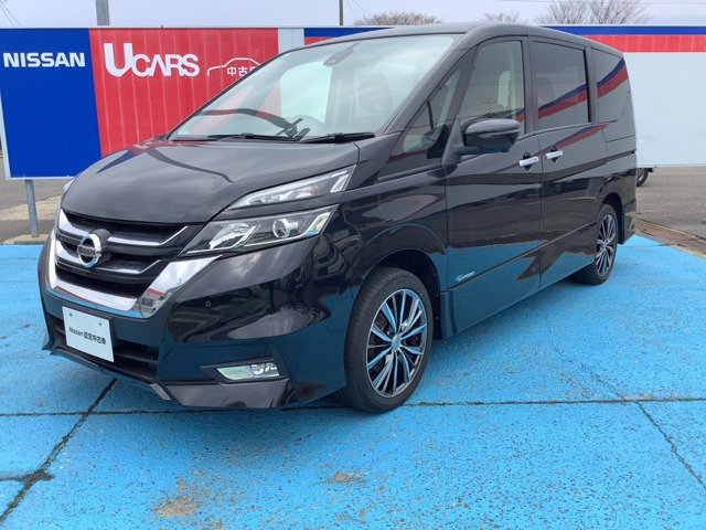 セレナ 2.0 ハイウェイスター Vセレクション 4WD 