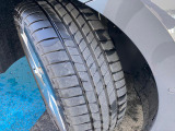 タイヤの溝もバッチリ残っております