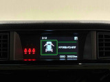 4.2インチの高精細な液晶に,ウオーニングやメンテナンスなどの運転情報を表示してくれるTFTカラーマルチインフォメーションディスプレイ。