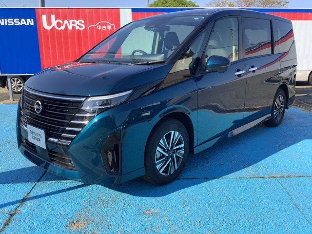 セレナ 1.4 e-POWER ハイウェイスター V 