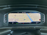 地図をメーターに映し出せます。視線移動が少なくて安全にナビゲーションできます。