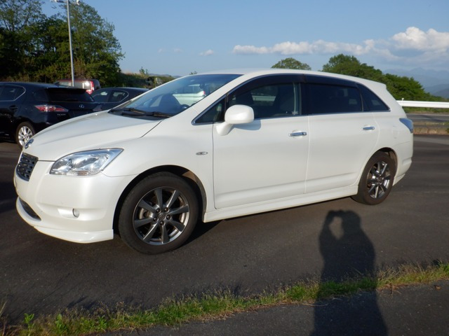 マークXジオ 2.4 240F 4WD 