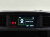 4.2インチの高精細な液晶に,ウオーニングやメンテナンスなどの運転情報を表示してくれるTFTカラーマルチインフォメーションディスプレイ。