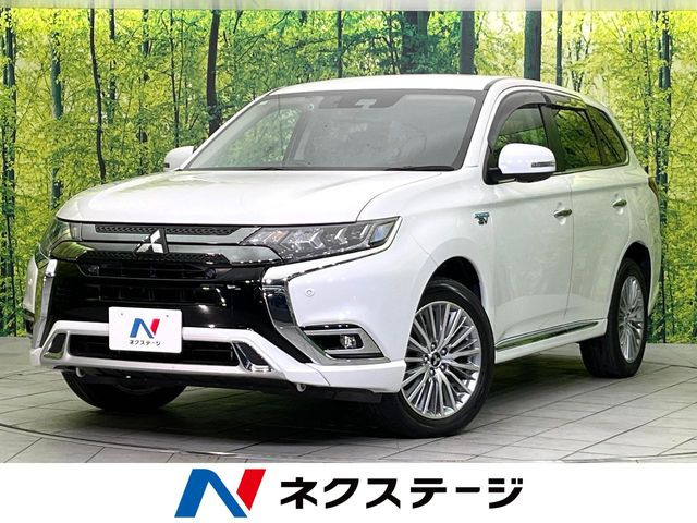 アウトランダーPHEV 2.4 G プラスパッケージ 4WD 