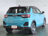 ゆとりある広々とした車内空間は、ドライブを始め買い物やレジャーなど、幅広く活躍します。一人でもみんなとでもお出かけを楽しみましょう!