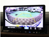 お車選びをお楽しみ頂けるよう、在庫車の展示スペースを十分に確保しております。