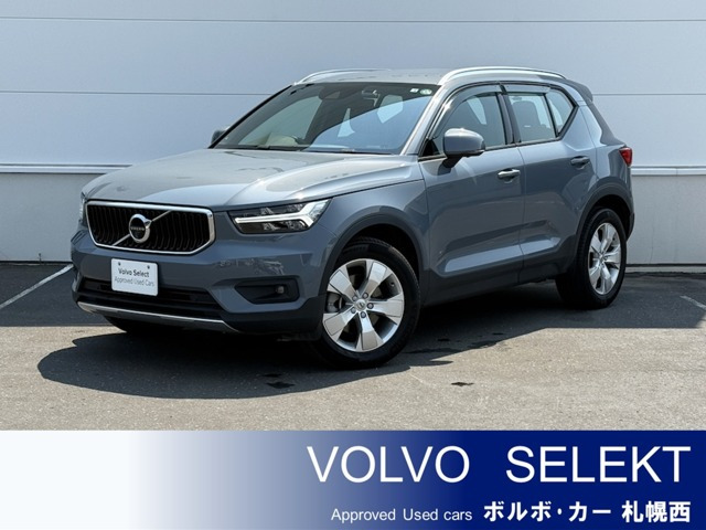 XC40 B4 AWD モメンタム 4WD 